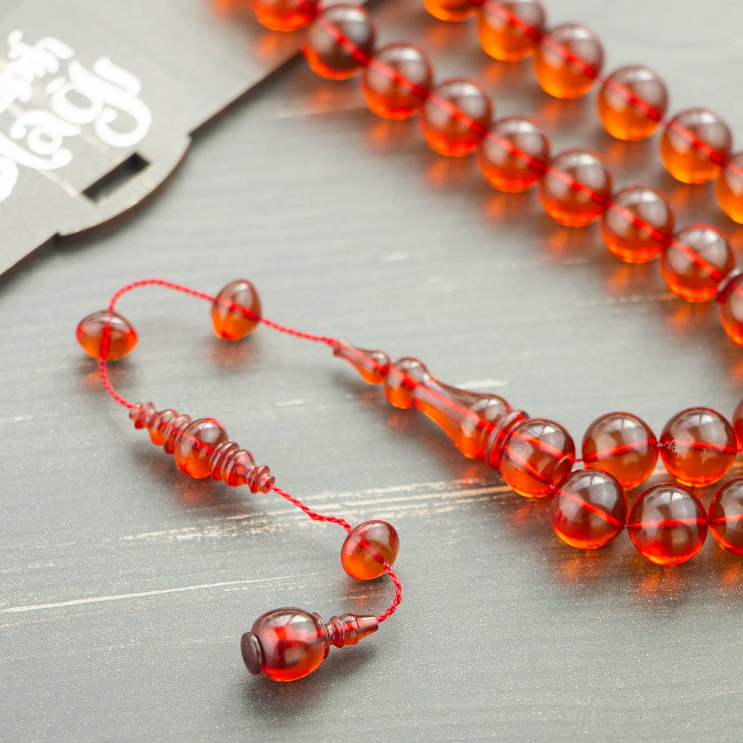 Osmanlı Usulü 10 mm Sıkma Kehribar Tesbih – Usta İşçiliği ile Özgün Tasarım