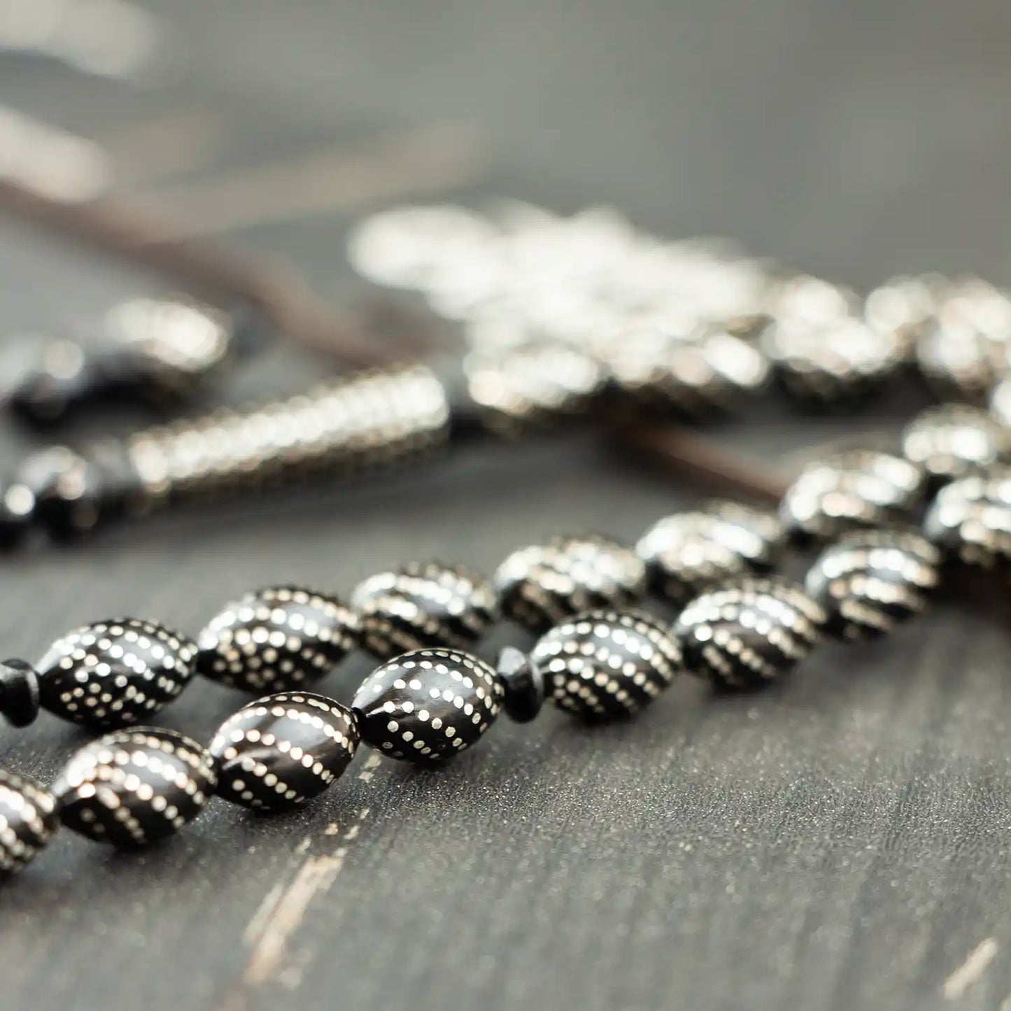 Gümüş İşlemeli Kuka Tesbih - Arpa Kesim Premium Model