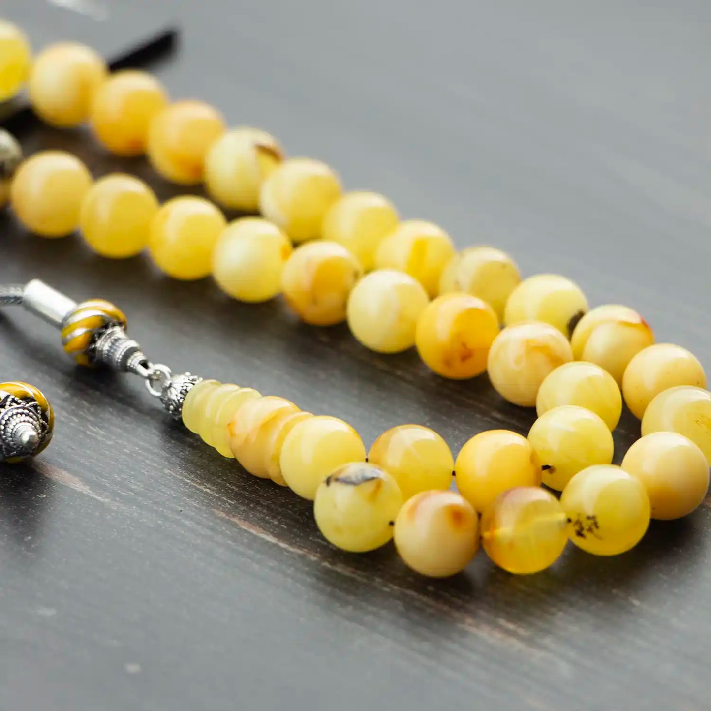 Büyük Boy Orijinal Damla Kehribar Tesbih | Ukrayna – Küre Kesim